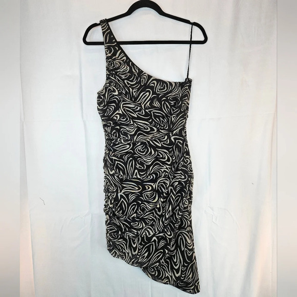 Likely Gemella Womens Mini Dress Sz 6 Black-Cream One Shoulder Asymmetrical Hem - Picture 3 of 14